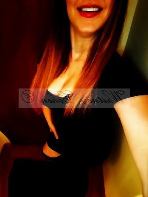 Lonie escort girl and sex dating